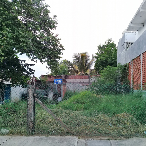 Venta de Terreno en la Col. Rosario Saldaña